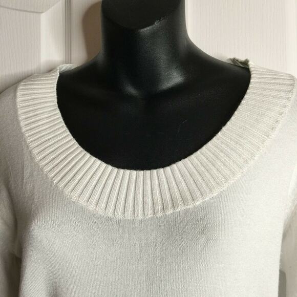 Active Basic Long Sleeve Pullover Sweater Round Neck Solid White Size Large - Picture 4 of 5